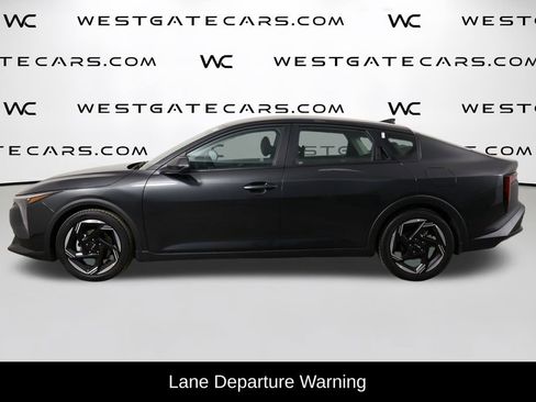 Used 2025 Kia K4 EX image 5
