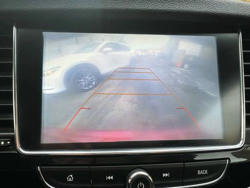 Used 2019 Buick Encore Sport Touring image 21