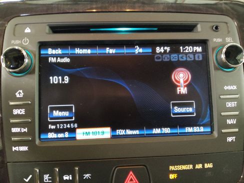 Used 2017 Buick Enclave Leather FWD image 25