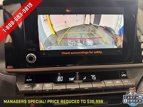 Used 2025 Toyota Camry SE AWD/4WD image 16