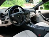 Used 2005 Mercedes-Benz SLK 350 image 2