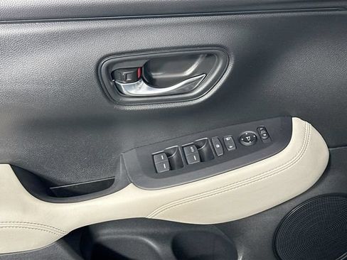 Used 2024 Honda HR-V LX image 21
