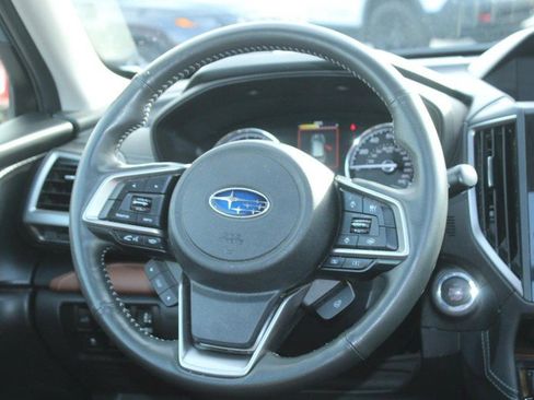 Used 2023 Subaru Forester Touring image 12
