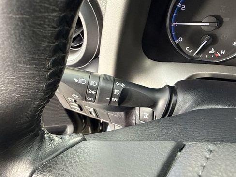 Used 2016 Toyota RAV4 XLE AWD/4WD image 15