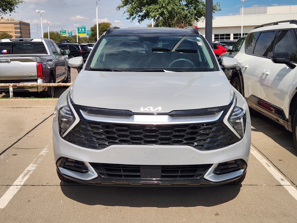 Used 2024 Kia Sportage SX FWD image 2
