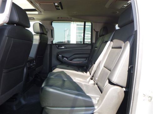 Used 2019 GMC Yukon XL SLT w/ Open Road Package image 5