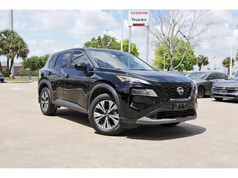 Used 2023 Nissan Rogue SV image 1