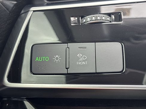 Used 2024 Audi Q7 3.0T Premium Plus AWD/4WD image 29