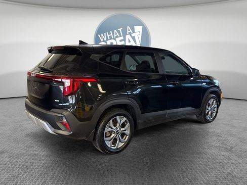 Certified 2024 Kia Seltos LX AWD/4WD image 3
