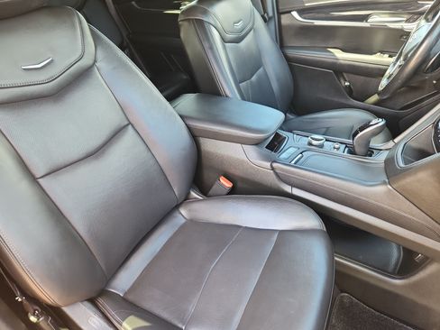 Used 2023 Cadillac XT5 Premium Luxury AWD/4WD image 16