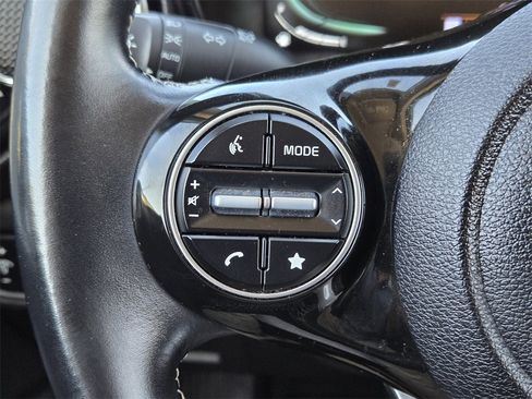 Certified 2024 Kia Soul GT-Line image 27