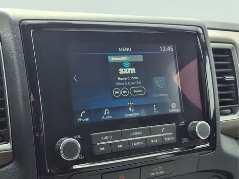 Used 2022 Nissan Frontier SV image 5