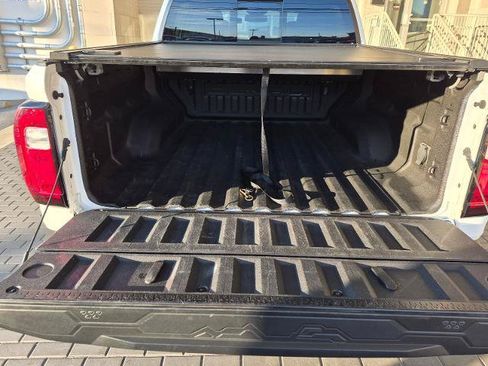 Used 2023 GMC Canyon Denali AWD/4WD image 14