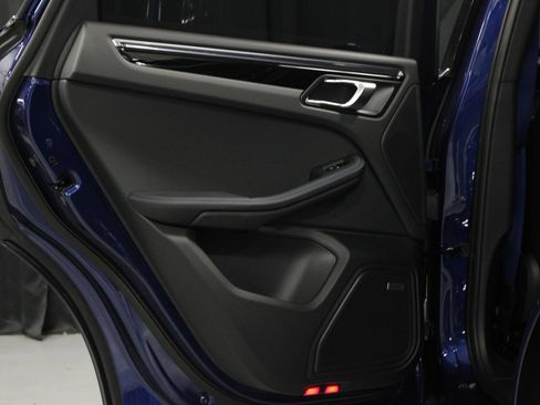 New 2026 Porsche Macan AWD/4WD image 13