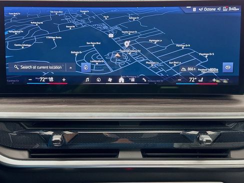 Used 2026 BMW X5 sDrive40i w/ Executive Package image 13