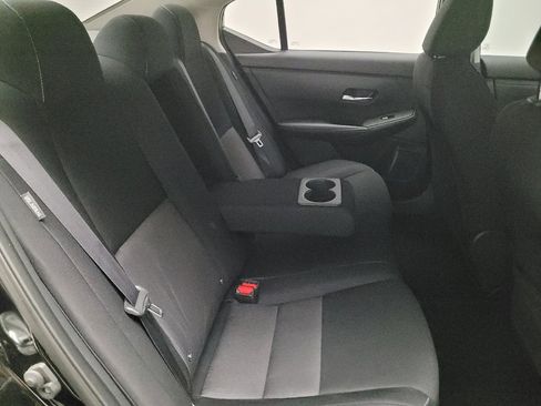 Used 2021 Nissan Sentra SV FWD image 19