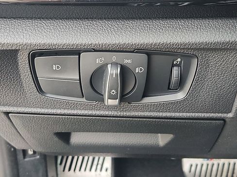 Used 2017 BMW 230i Coupe image 25