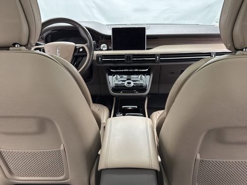 Used 2020 Lincoln Corsair Reserve w/ Equipment Group 201A image 39