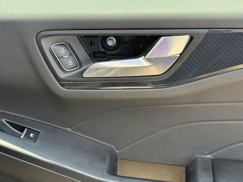 Used 2023 Ford Escape ST-Line FWD image 18