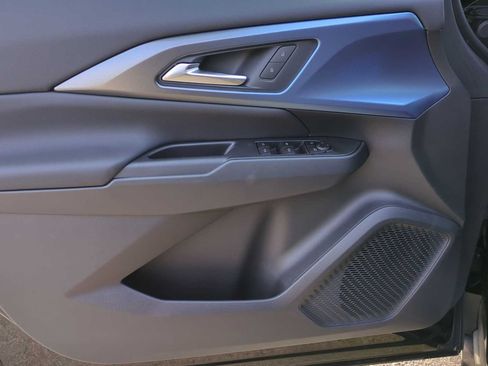 New 2026 Chevrolet Equinox EV LT AWD/4WD image 10