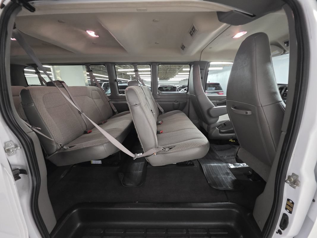 Used 2024 Chevrolet Express 3500 LT w/ LT Preferred Equipment Group RWD image 24