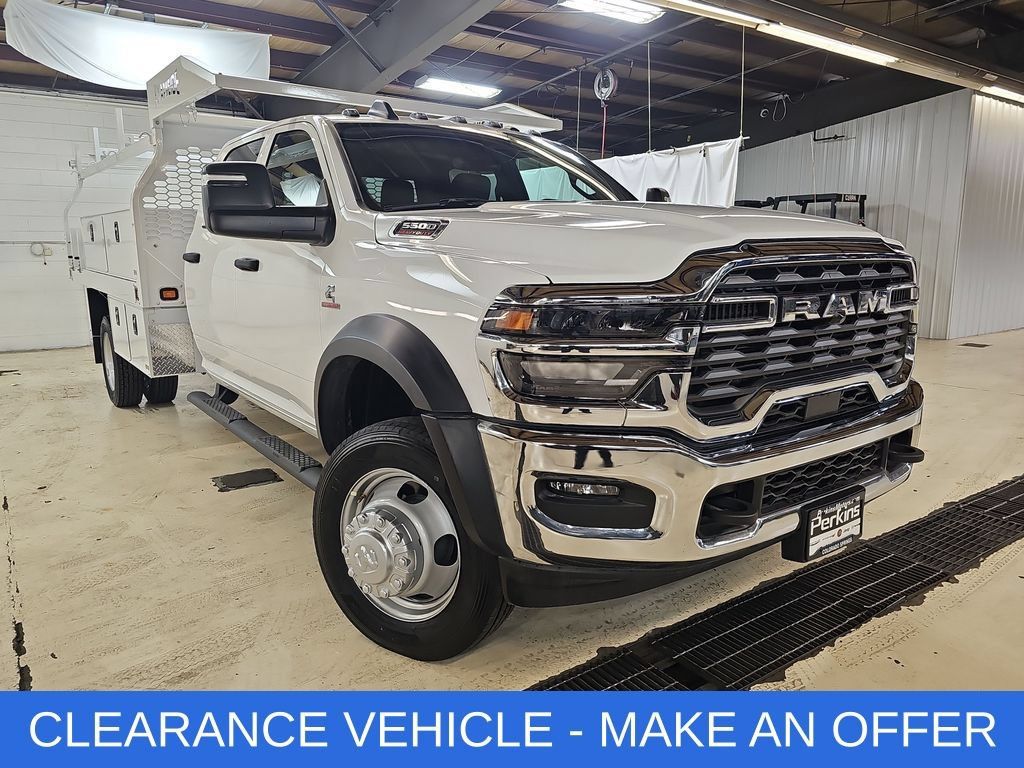 New 2026 RAM 5500 Tradesman AWD/4WD image 30