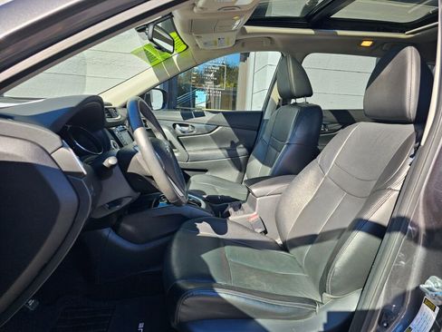 Used 2016 Nissan Rogue SL image 22