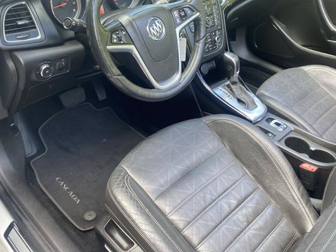 Used 2019 Buick Cascada Premium FWD image 21