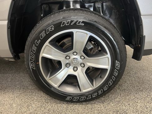 Used 2019 RAM 1500 Sport w/ Leather & Sound Group image 21