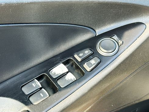 Used 2014 Hyundai Sonata Limited w/ Technology Package 06 image 7