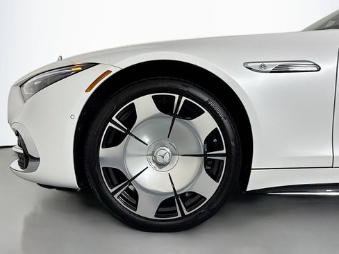 New 2026 Mercedes-Benz Maybach SL 680 image 11