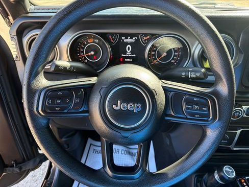 Used 2021 Jeep Wrangler Sport AWD/4WD image 15
