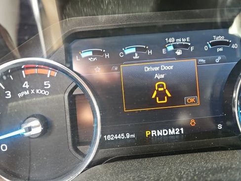 Used 2019 Ford F250 Lariat w/ Lariat Ultimate Package AWD/4WD image 25