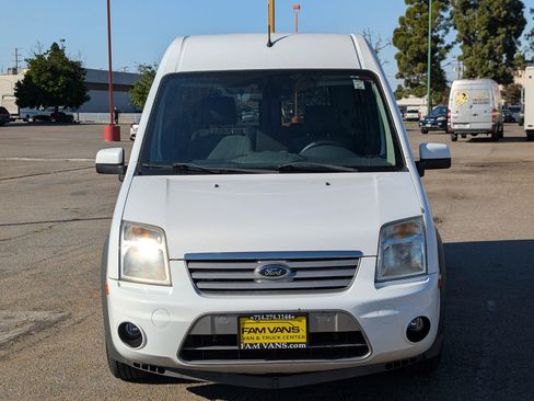 Used 2013 Ford Transit Connect XLT image 3