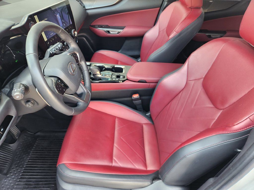 Used 2024 Lexus NX 350h AWD image 13