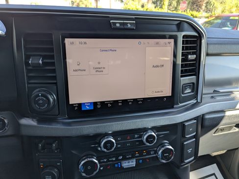 Used 2025 Ford F450 Platinum w/ FX4 Off-Road Package image 27