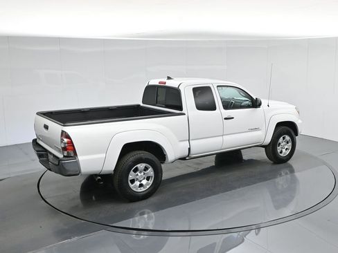 Used 2014 Toyota Tacoma PreRunner image 36