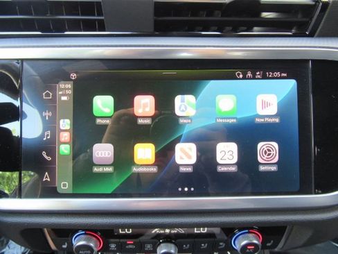 Used 2023 Audi Q3 2.0T Premium Plus w/ Premium Plus Package image 41