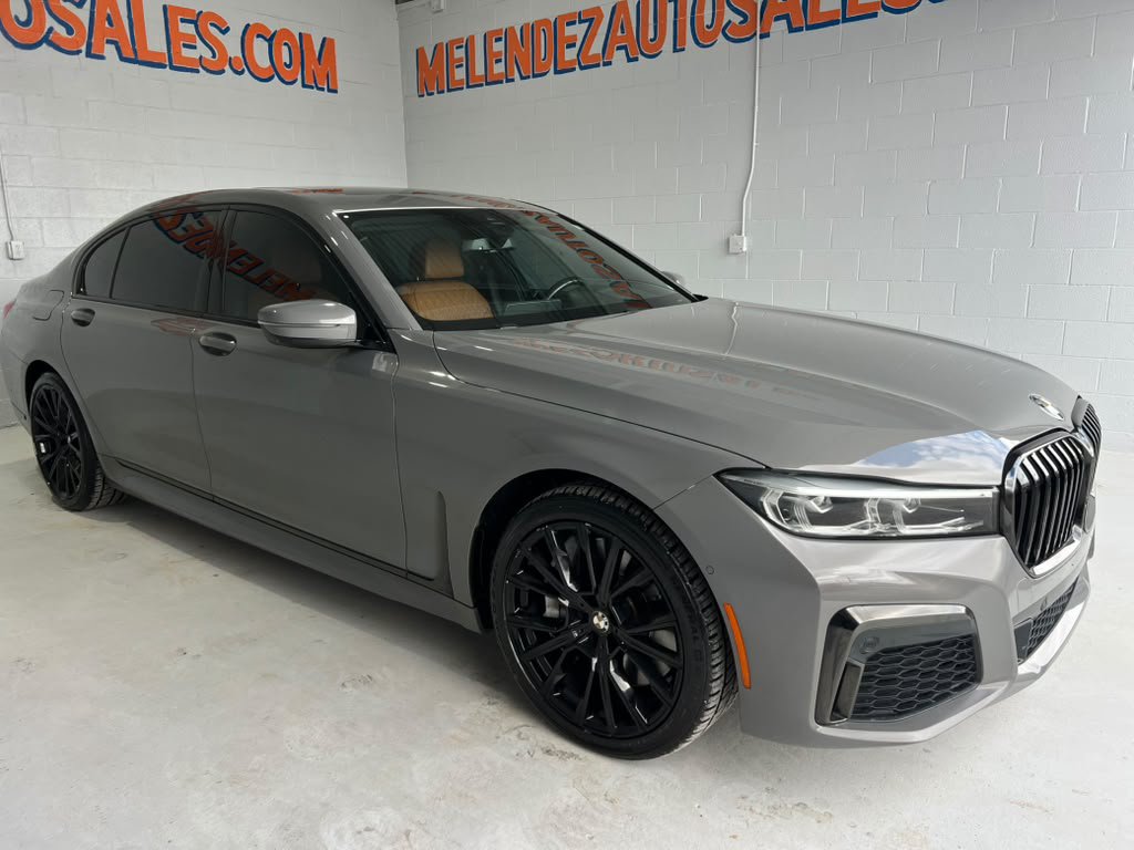Used 2022 BMW 750i xDrive w/ Executive Package AWD/4WD image 7