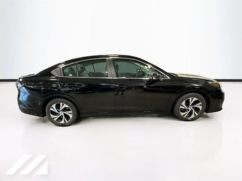 Used 2022 Subaru Legacy Premium AWD/4WD image 4