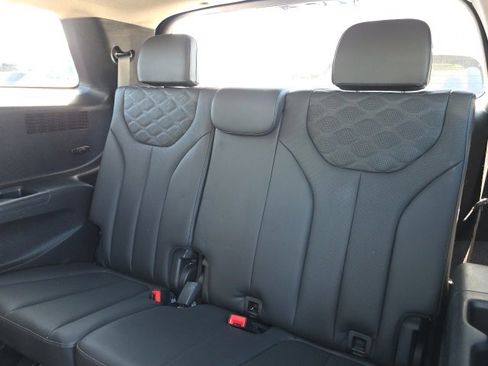 Certified 2022 Hyundai Palisade Limited image 9