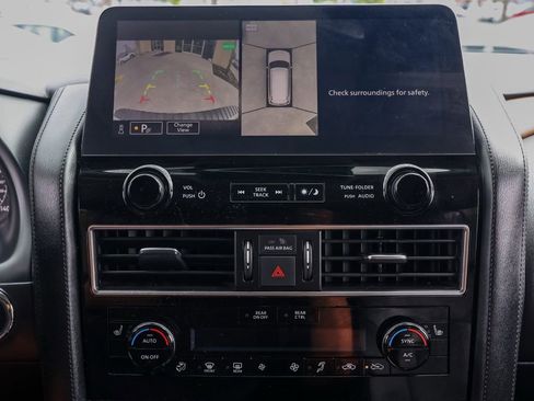 Used 2022 Nissan Armada SL w/ Captain's Chairs Package image 30