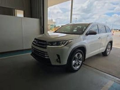 Used 2018 Toyota Highlander Limited