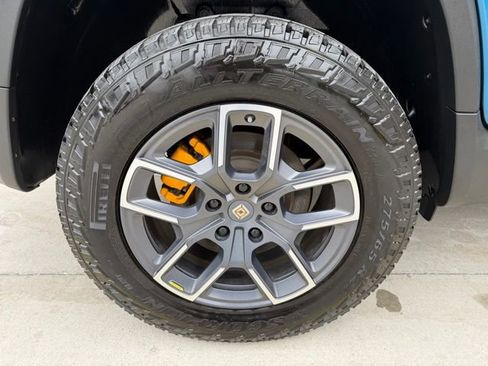 Used 2022 Rivian R1T Adventure image 30