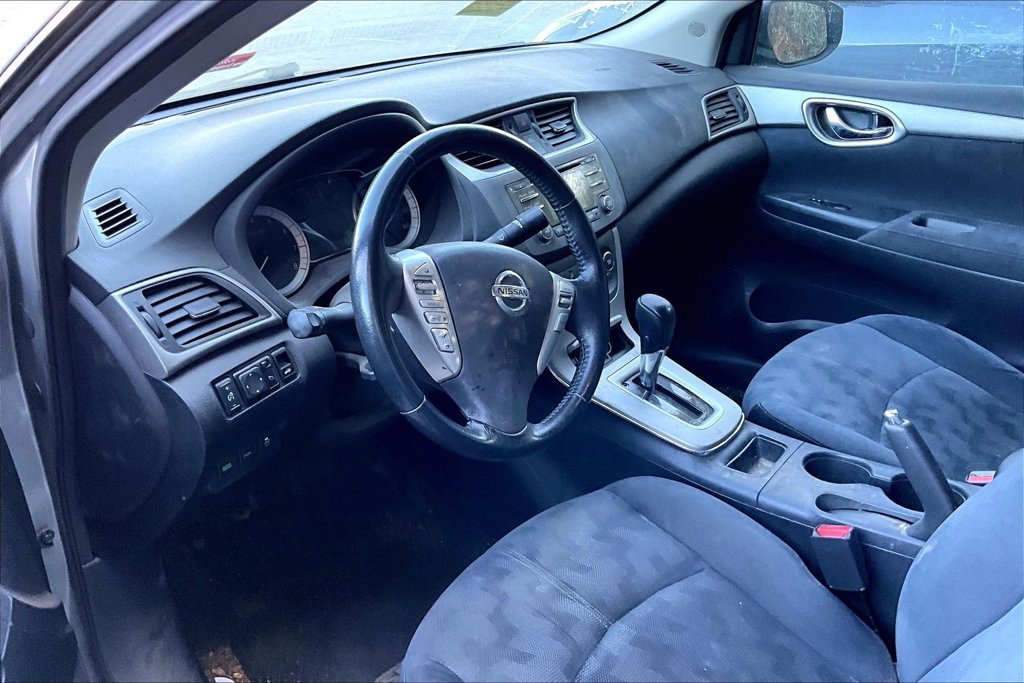 Used 2013 Nissan Sentra SV w/ Driver Pkg FWD image 5