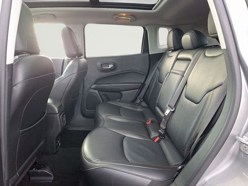 Used 2019 Jeep Compass Limited w/ Safety & Security Group image 10