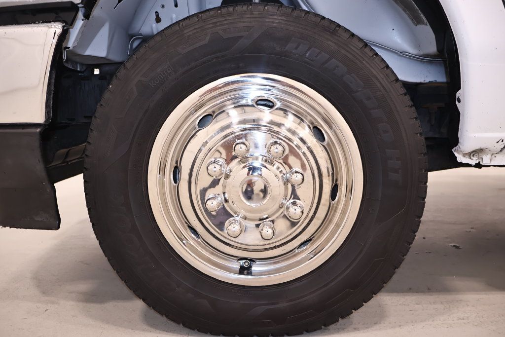 Certified 2024 Ford E-350 and Econoline 350 Super Duty w/ Power Windows & Locks Group RWD image 28