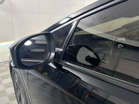 Used 2024 Toyota Prius LE FWD image 10