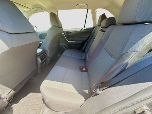 Used 2023 Toyota RAV4 XLE image 23