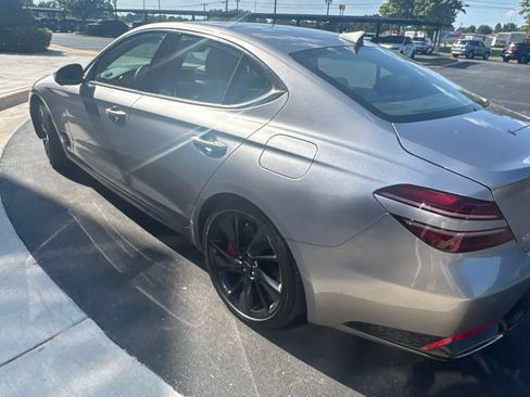 Used 2022 Genesis G70 3.3T RWD image 3
